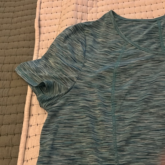 LIVI Short Sleeve Recycled LIVI Soft Tunic - Picture 3 of 10